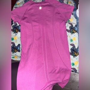 Lululemon Swiftly Tech Sonic Pink